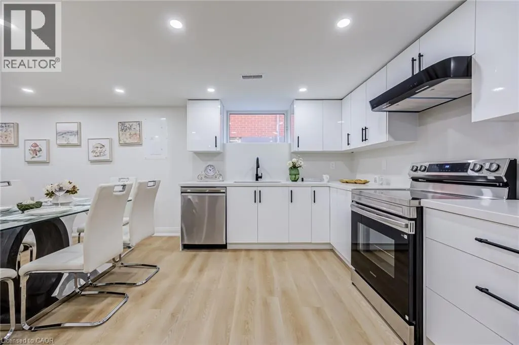 387 EAST 19TH Street Unit# Lower #Lower