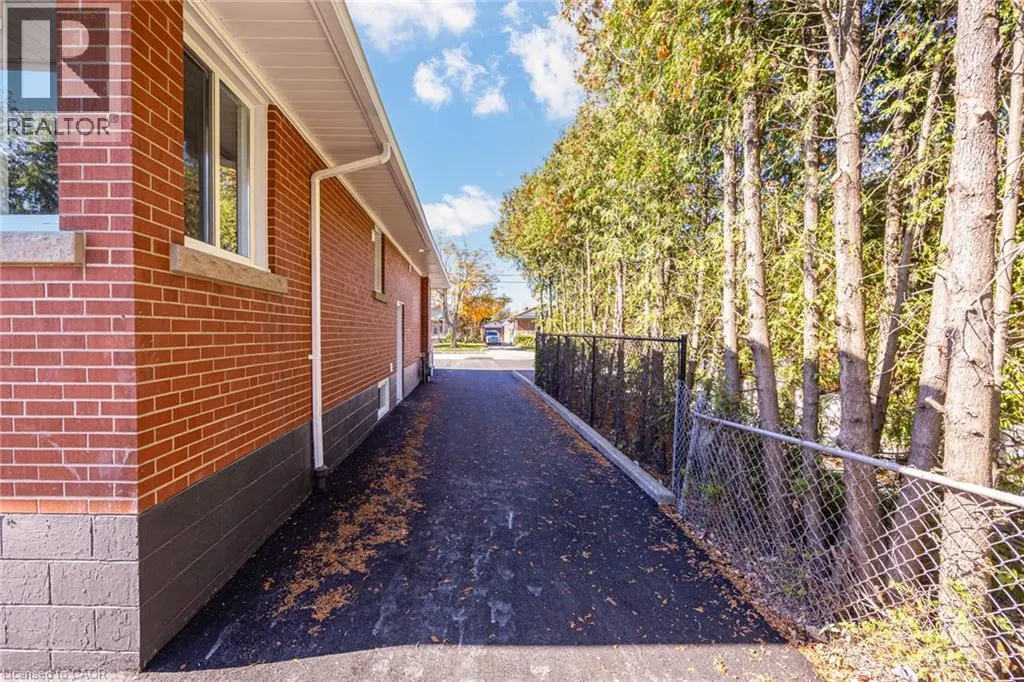 387 EAST 19TH Street Unit# Lower #Lower