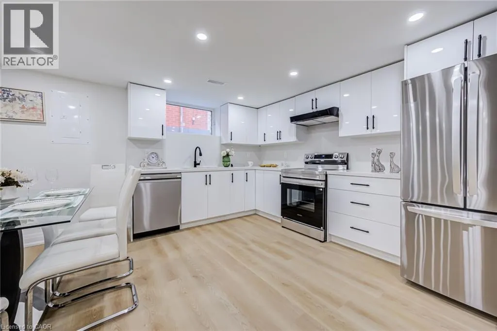 387 EAST 19TH Street Unit# Lower #Lower