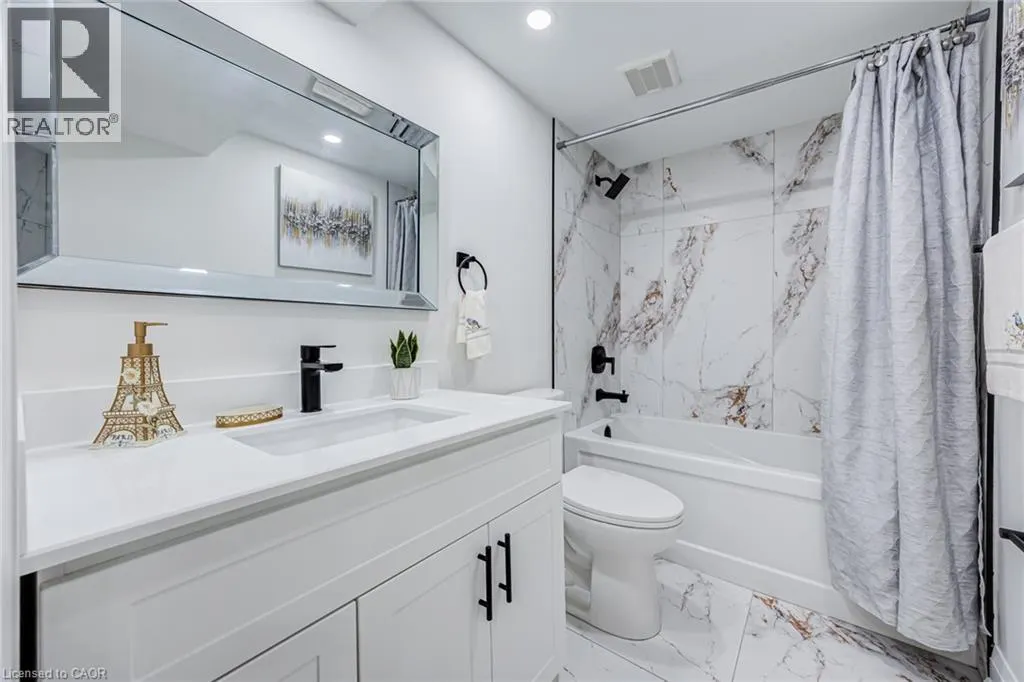 387 EAST 19TH Street Unit# Lower #Lower