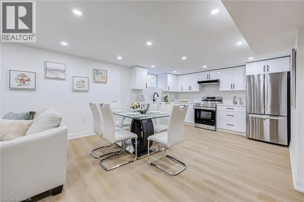 387 EAST 19TH Street Unit# Lower #Lower