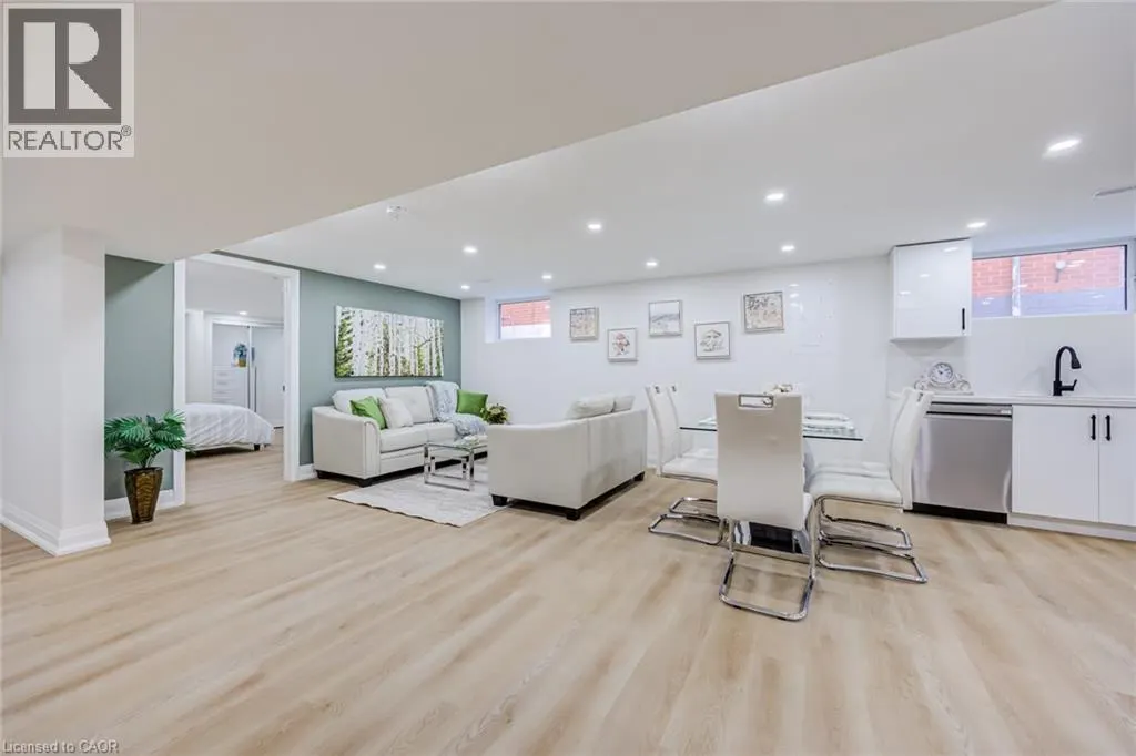 387 EAST 19TH Street Unit# Lower #Lower