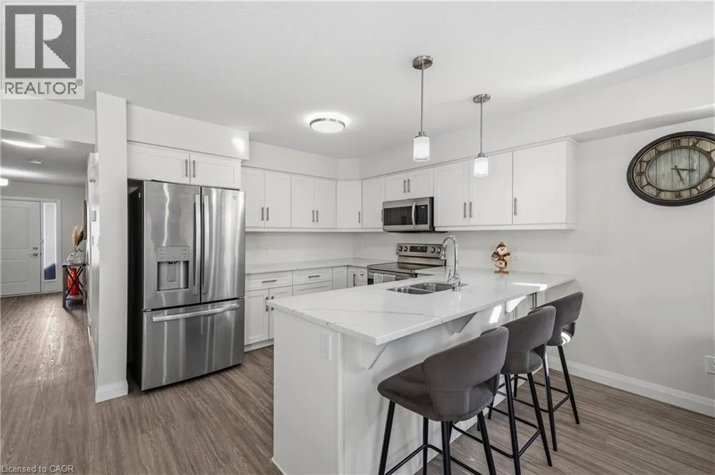 137 ELGIN Street