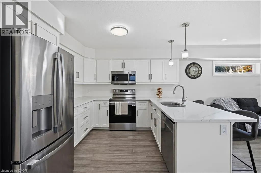 137 ELGIN Street