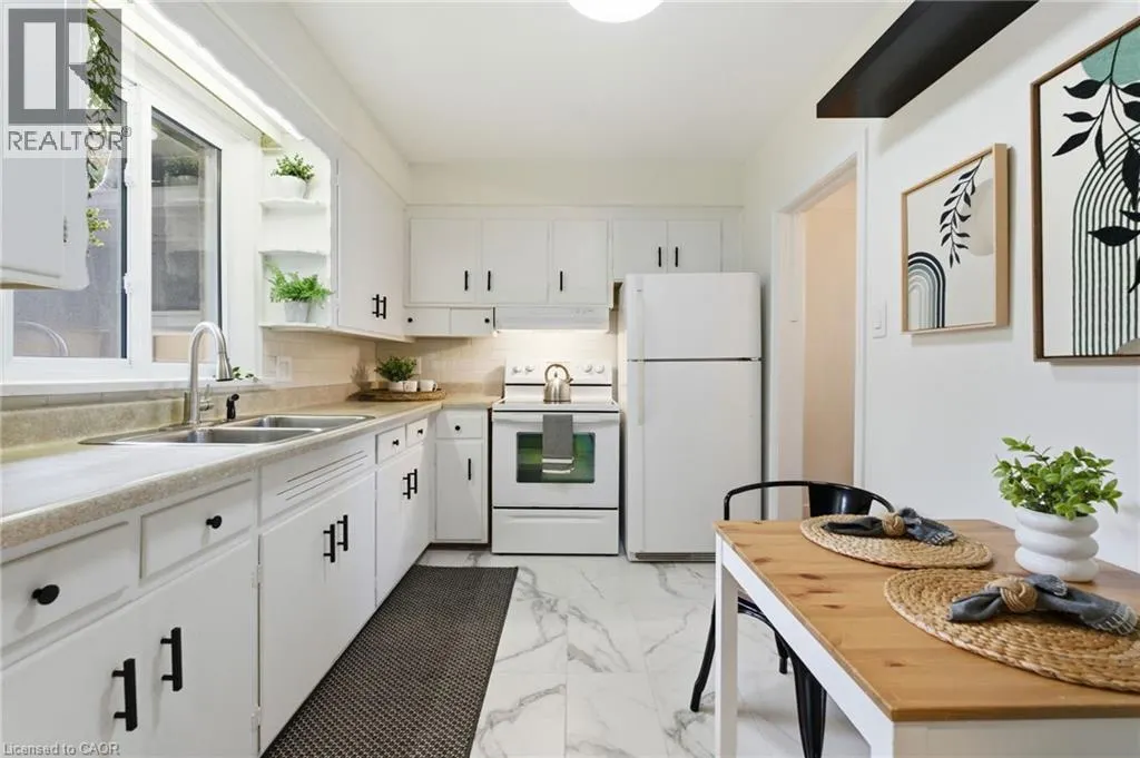 53 LIVINGSTON Avenue