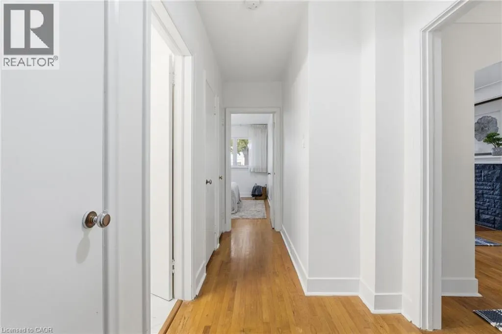 53 LIVINGSTON Avenue