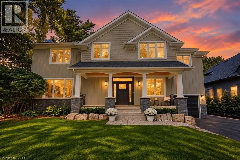 407 MAPLE GROVE Drive