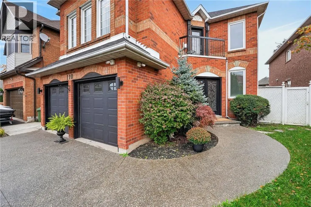 110 COVE Crescent