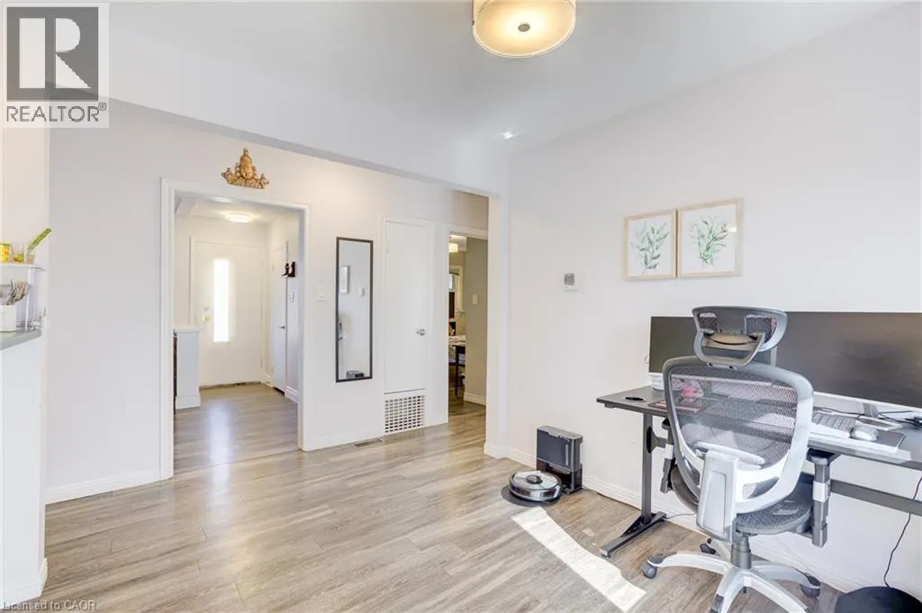 69 MAYWOOD Road Unit# Upper #Upper