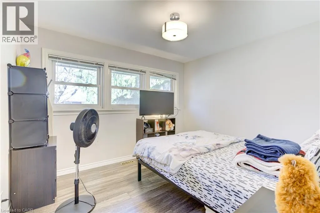 69 MAYWOOD Road Unit# Upper #Upper