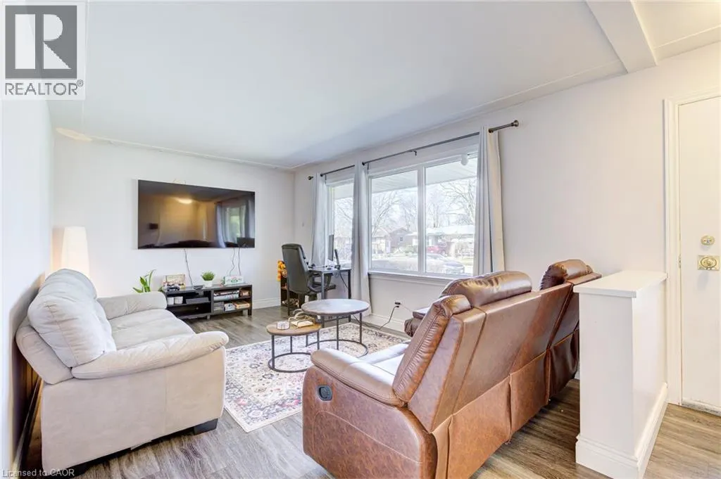 69 MAYWOOD Road Unit# Upper #Upper
