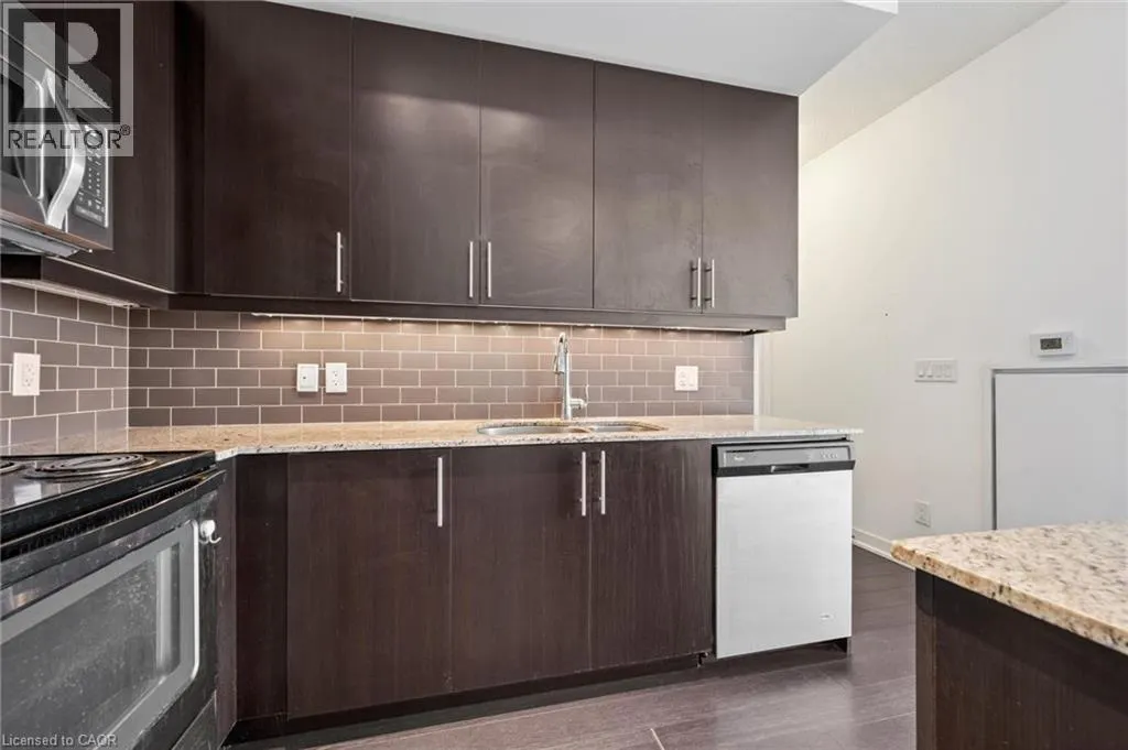 85 DUKE Street W Unit# 1511 #1511