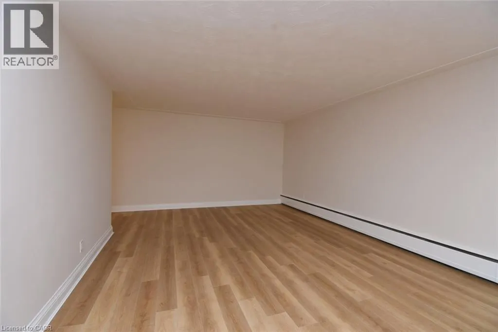 510 QUEENSTON Road Unit# 404 #404