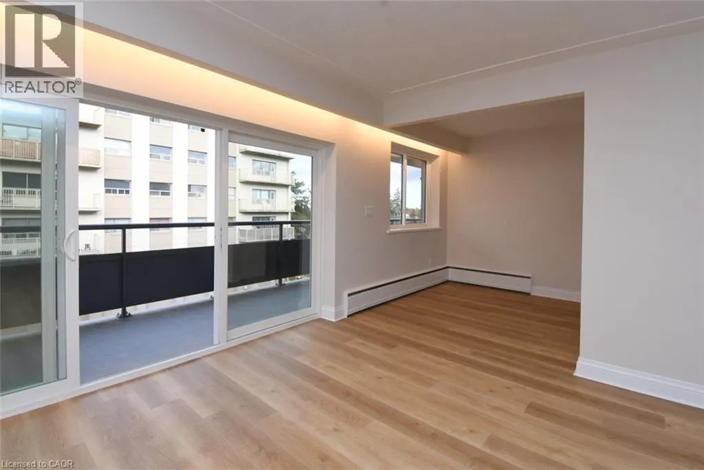 510 QUEENSTON Road Unit# 404 #404