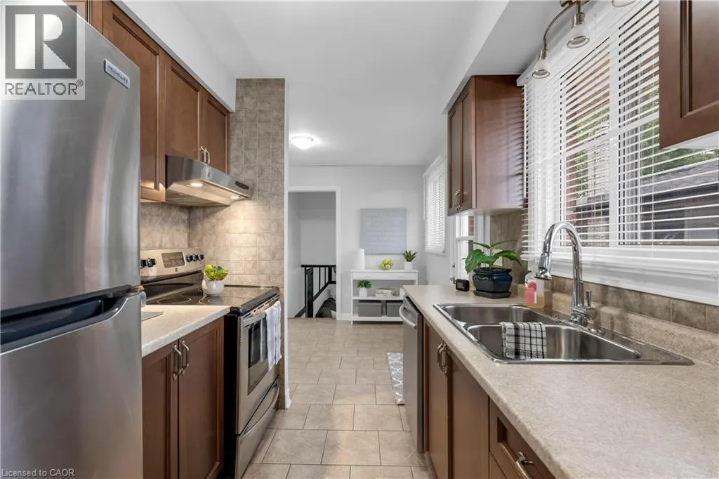 91 GUILDWOOD Drive