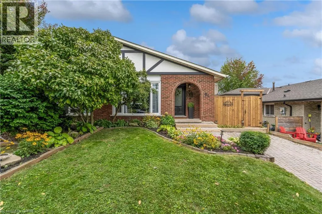 91 GUILDWOOD Drive