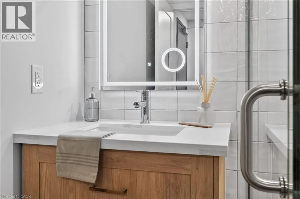 56 YORK Boulevard Unit# 405 #405