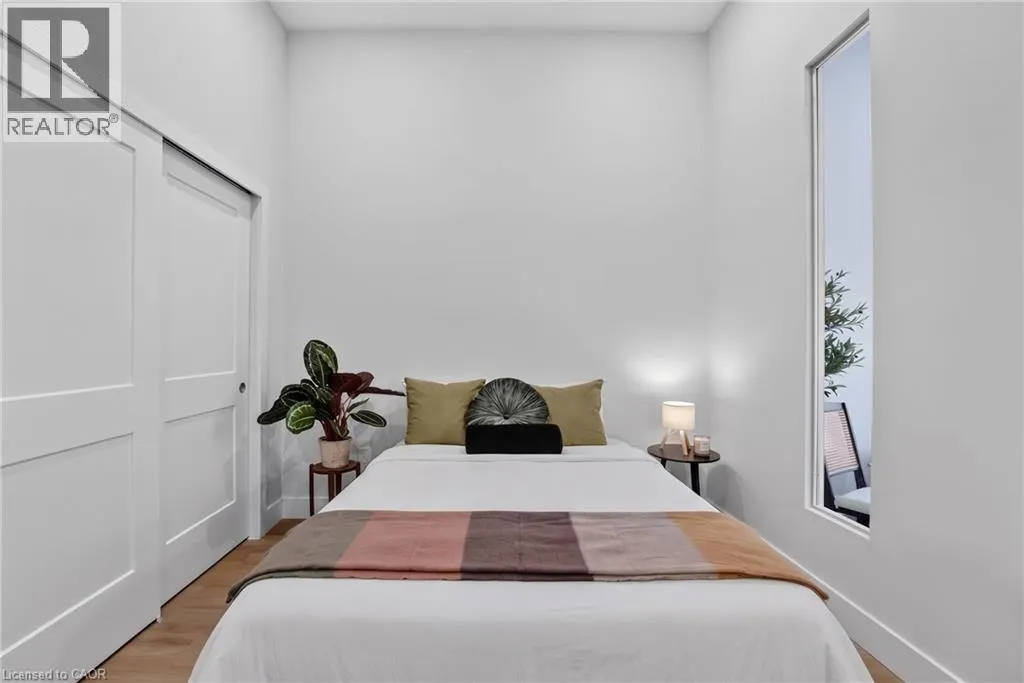 56 YORK Boulevard Unit# 405 #405