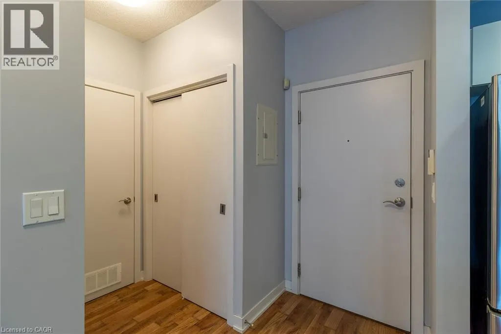 551 MAPLE Avenue Unit# 1408 #1408