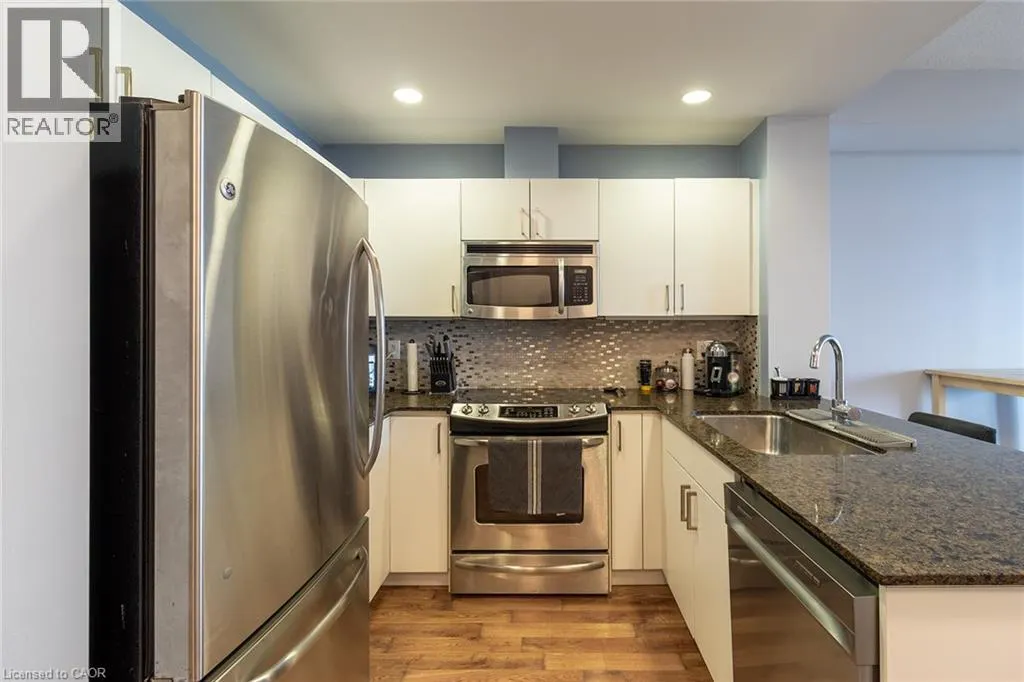 551 MAPLE Avenue Unit# 1408 #1408