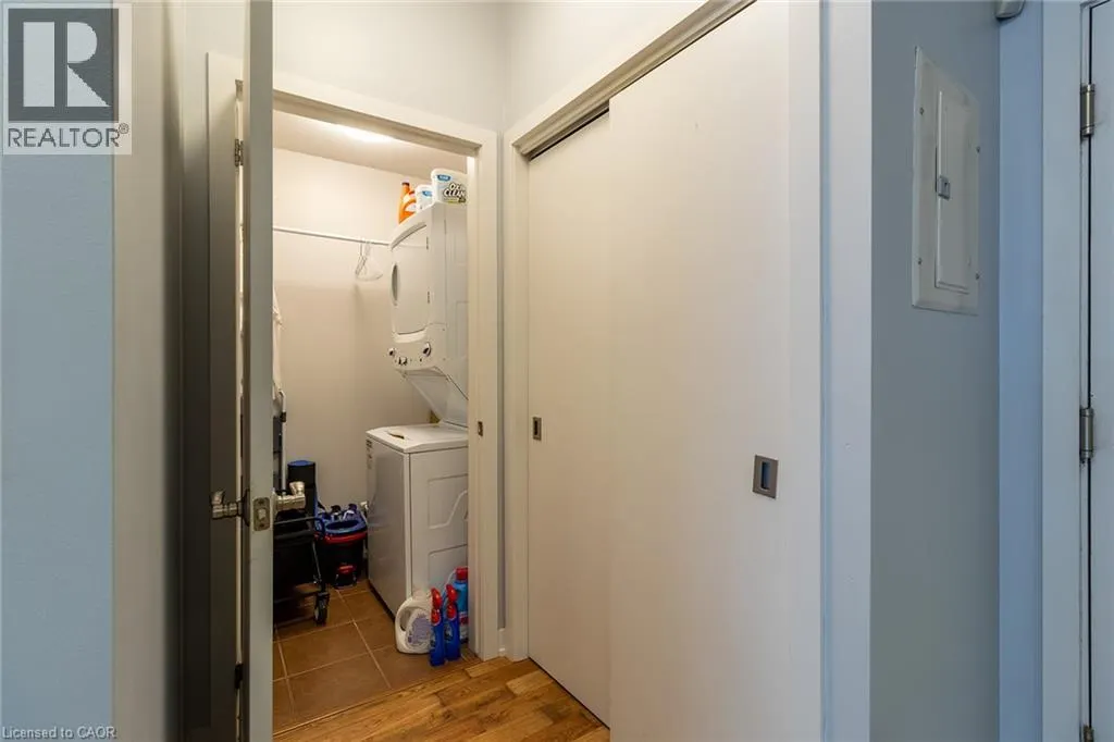 551 MAPLE Avenue Unit# 1408 #1408