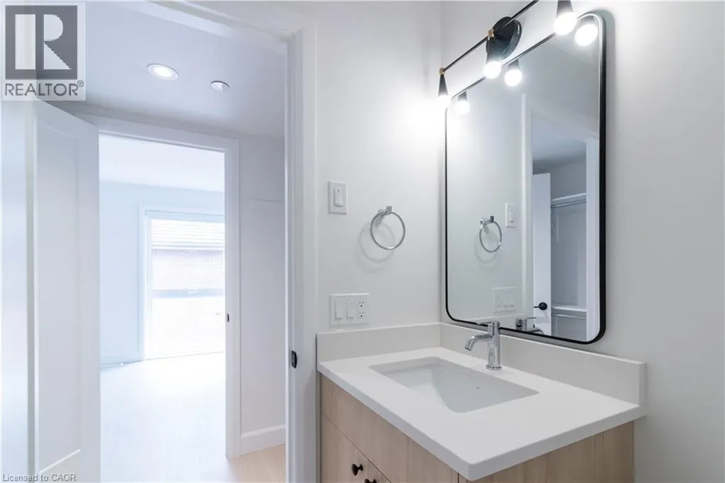 114 MADISON Avenue S Unit# 5 #5
