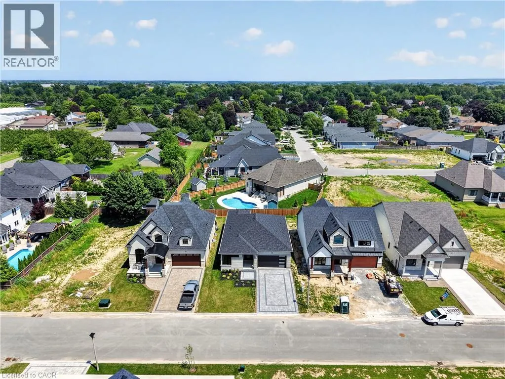 11 OAKLEY Drive