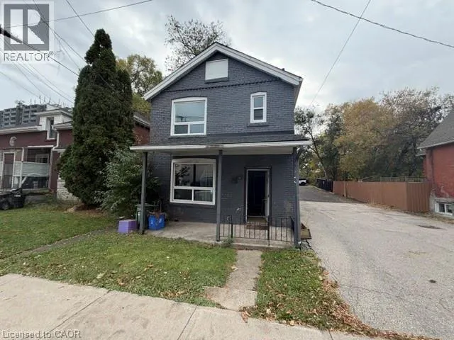 13 GENESEE Street
