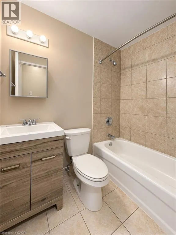 183 LISGAR Avenue Unit# 504 #504