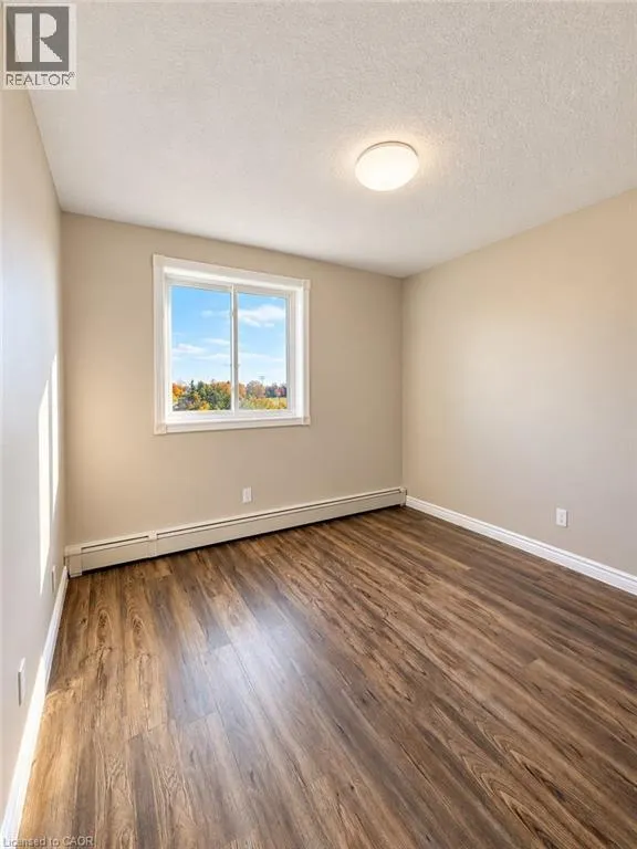 183 LISGAR Avenue Unit# 504 #504