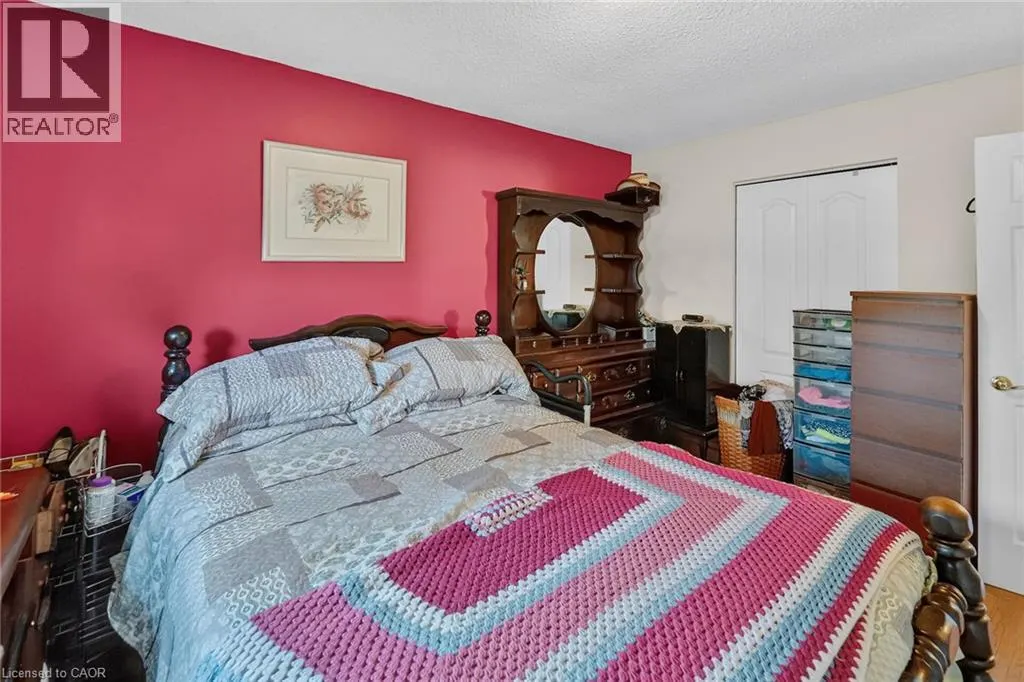 749 UPPER HORNING Road