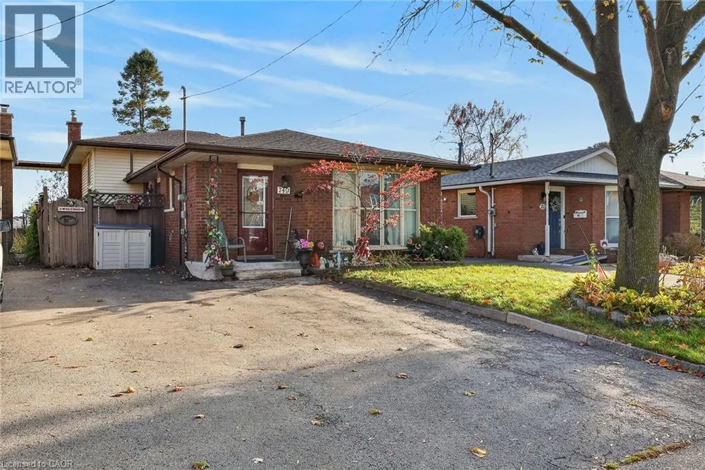 749 UPPER HORNING Road