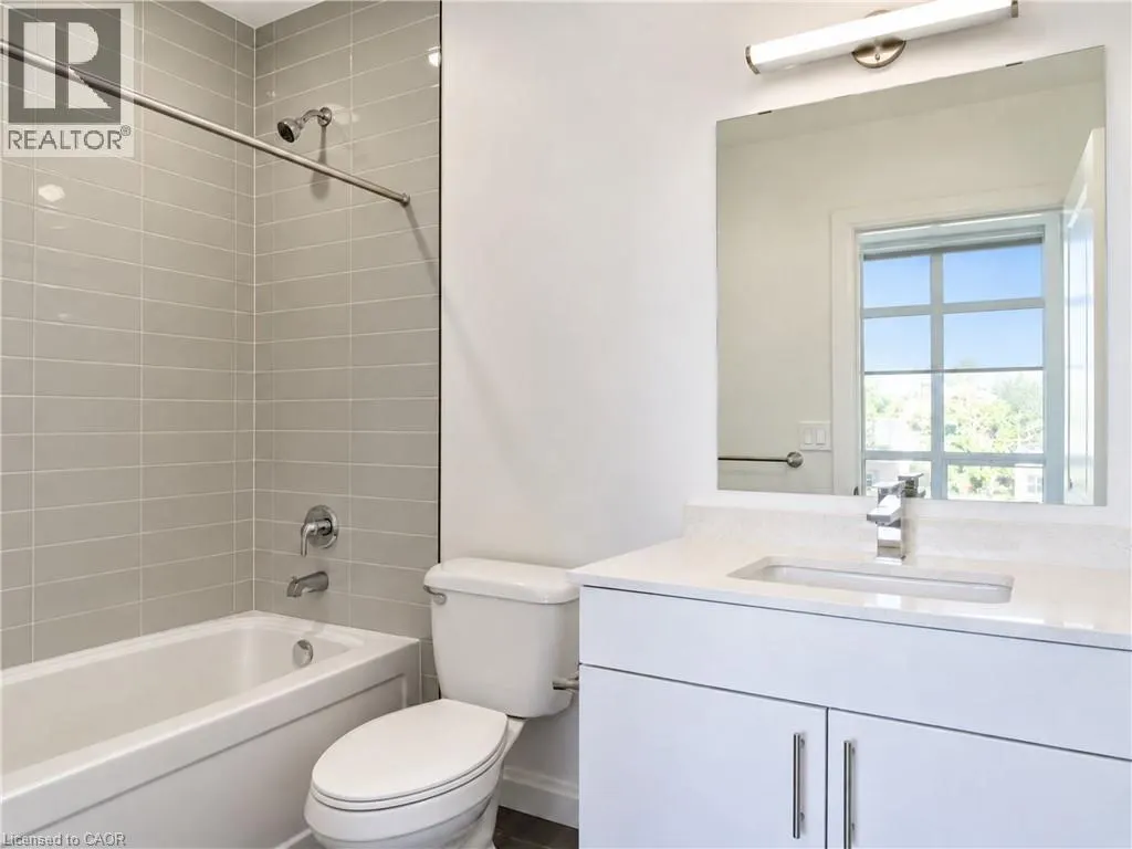 399 QUEEN Street S Unit# 212 #212
