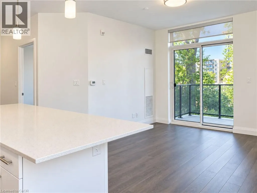 399 QUEEN Street S Unit# 212 #212