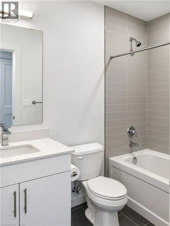 399 QUEEN Street S Unit# 212 #212