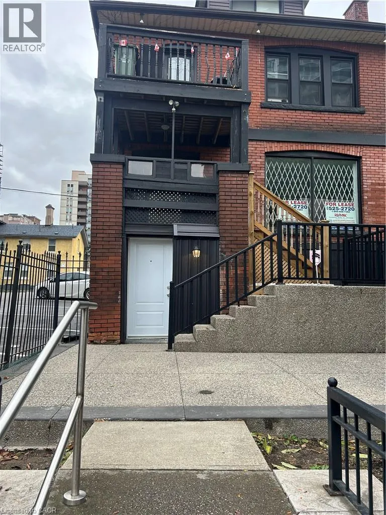 105 GEORGE Street Unit# 1 MAIN FLOOR