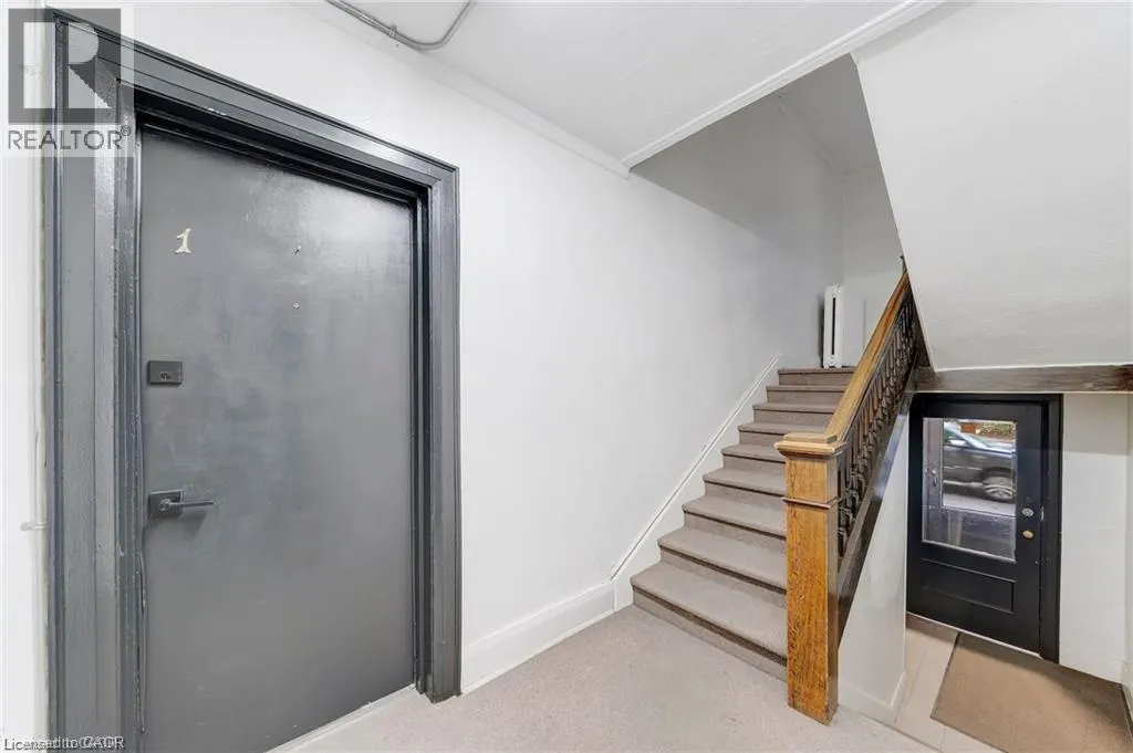 312 ABERDEEN Avenue Unit# 1 #1