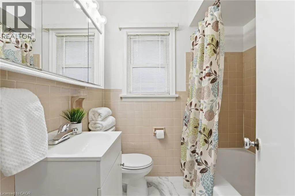 53 LIVINGSTON Avenue