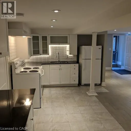 105 GEORGE Street Unit# LOWER LEVEL
