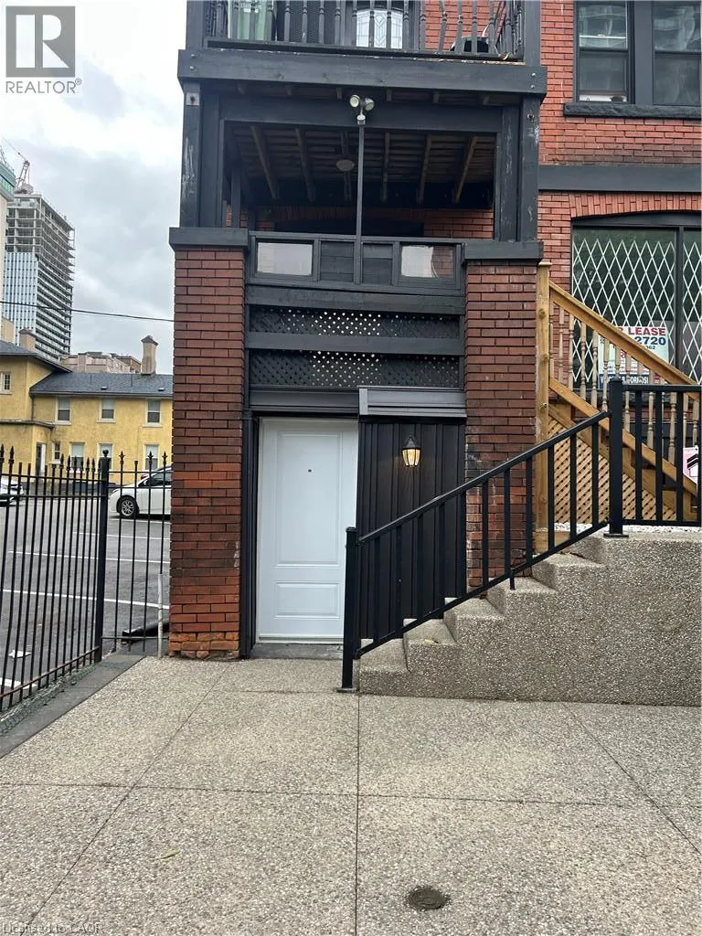 105 GEORGE Street Unit# LOWER LEVEL
