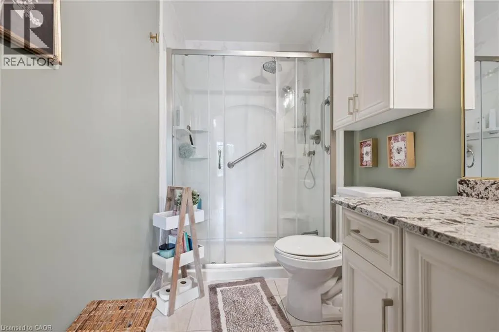 34 PLAINS Road E Unit# 208 #208