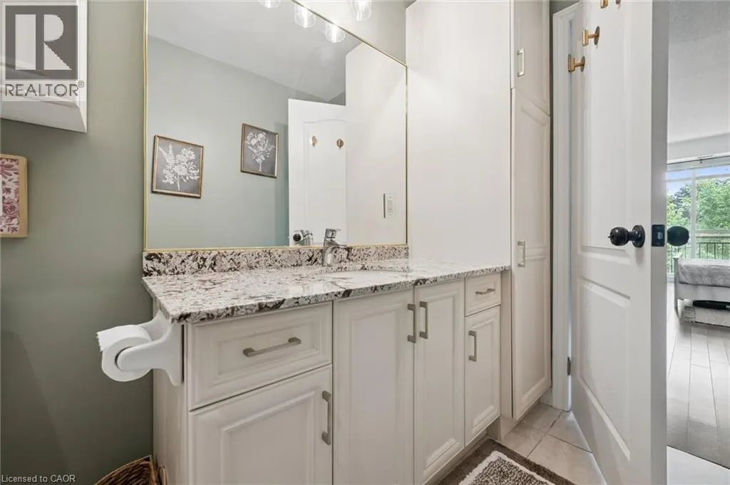 34 PLAINS Road E Unit# 208 #208