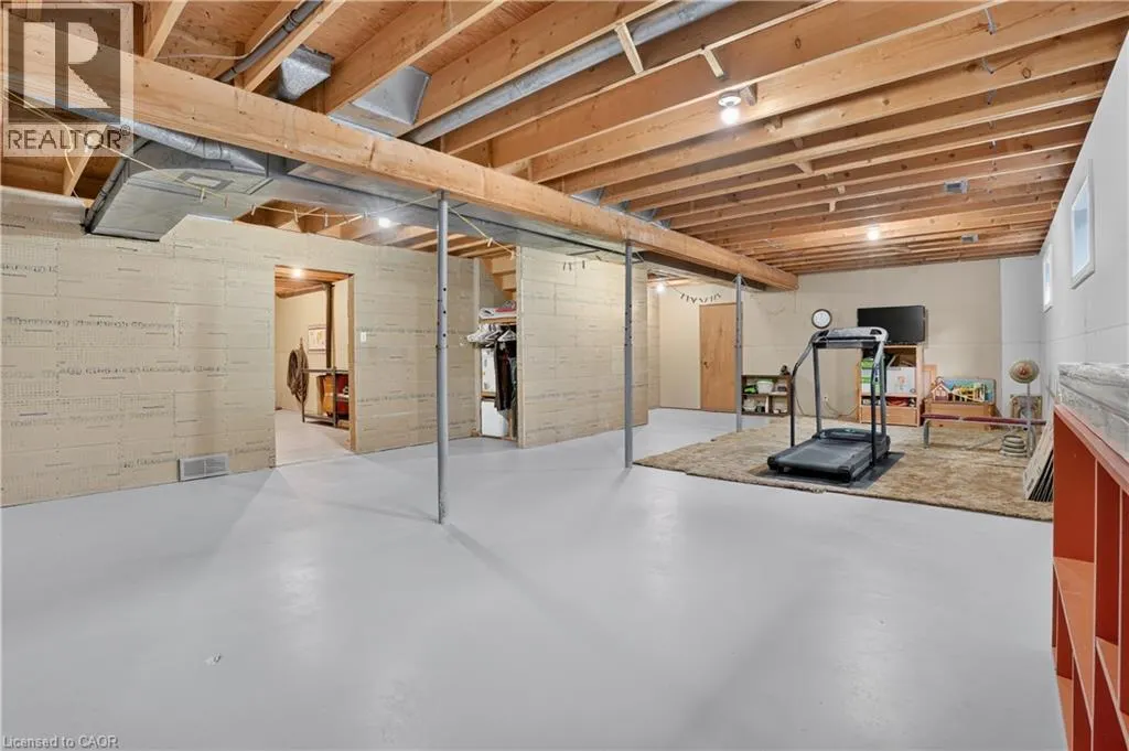 128 MALLARD Crescent