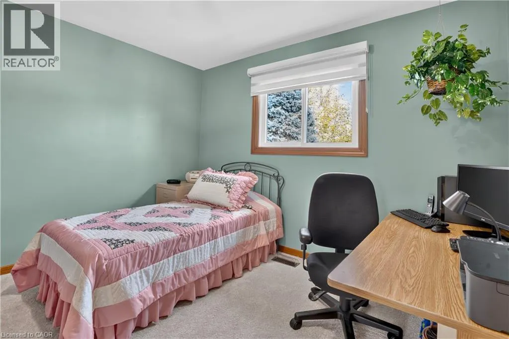128 MALLARD Crescent