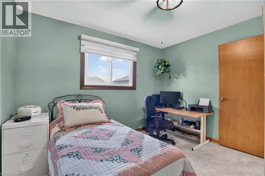 128 MALLARD Crescent