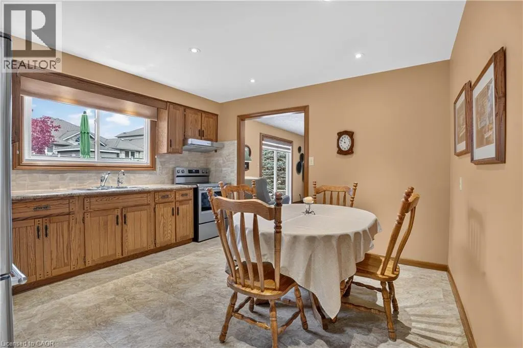 128 MALLARD Crescent