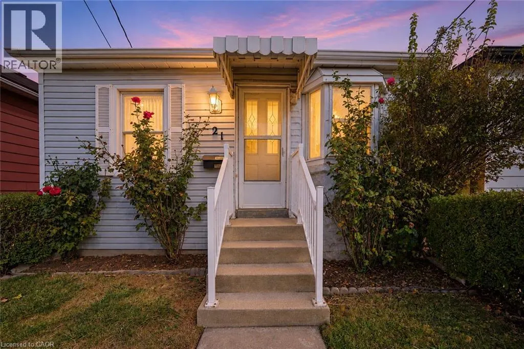 21 HARRISON Avenue