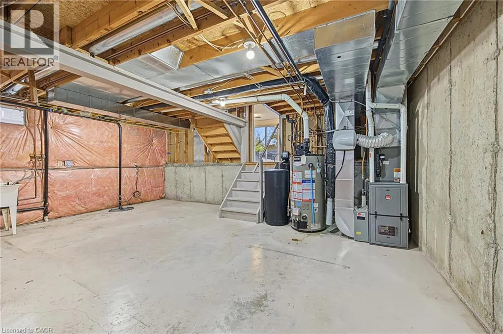 309 FENNEL Street