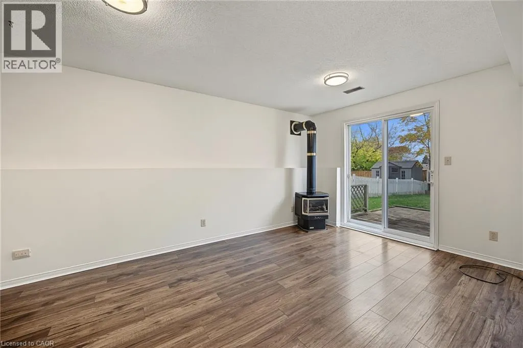 309 FENNEL Street