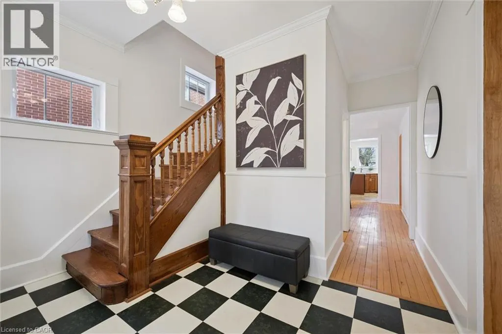 70 SIMEON Street